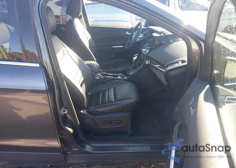 2016 Ford Escape Titanium из США, поврежденный, VIN 1FMCU9J98GUA47990